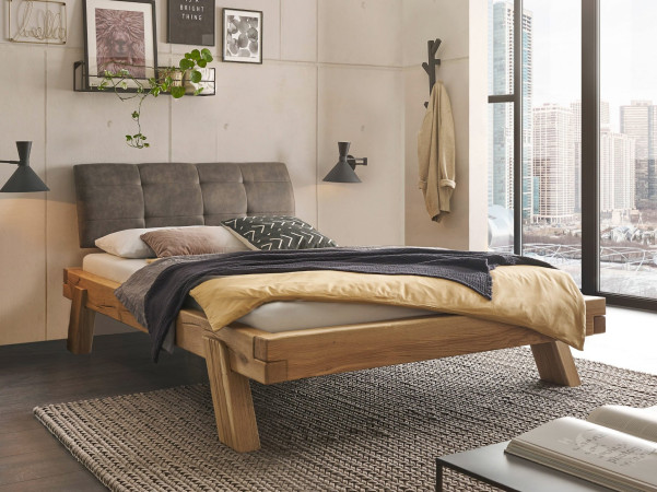 Balkenbett 140x200 aus massivem Eichenholz